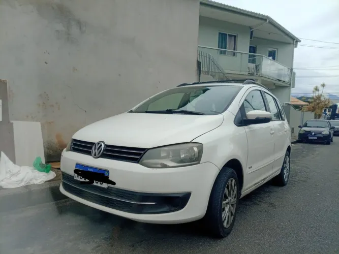 Volkswagen Spacefox 1.6/ 1.6 Trend Total Flex 8V 5P 2012