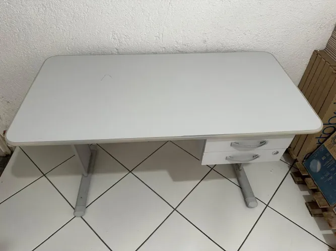 Mesa de Escritório - Usada