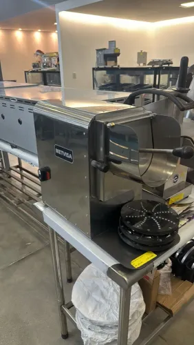Ralador de queijo Industrial novo Metvisa