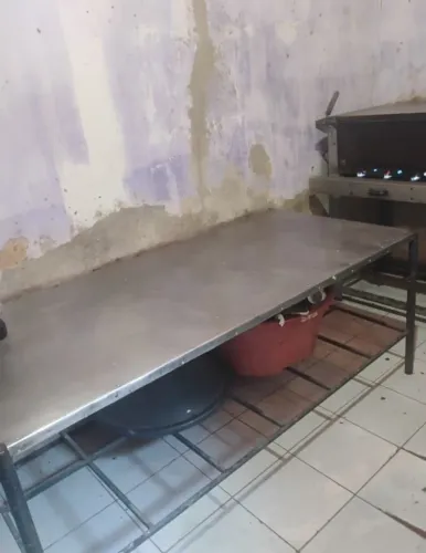 Vendo forno e mesa para confeitaria e padaria