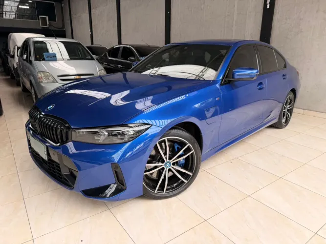 BMW 330E M Sport 2.0 Turbo Híbrido AU 2024