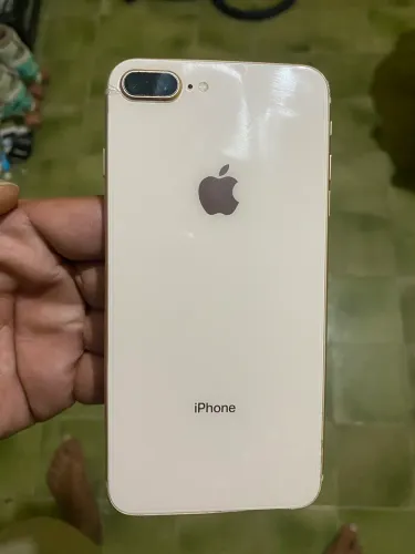 iPhone 8 Plus funcionando tudo 450,00
