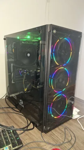 PC GAMER Ryzen 7 5700X + 2060 6GB + 32GB RAM 