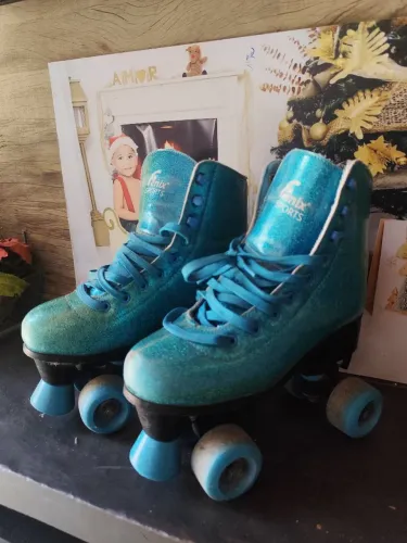 Vendo patins seminovos