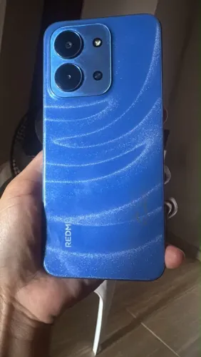 Vendo celular redimir está ótimo sem defeito só tem 9 mês de uso preço 500