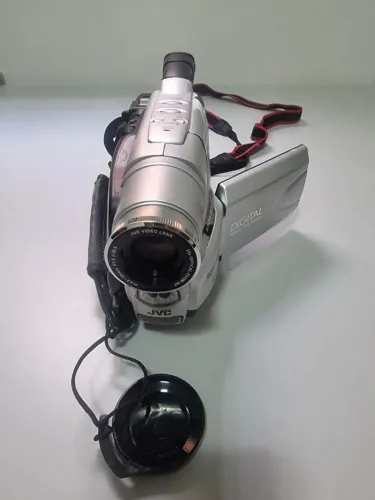 Filmadora Jvc - Super Vhs - Digital - 25 X Zoom Cinza completa bolsa caregador original