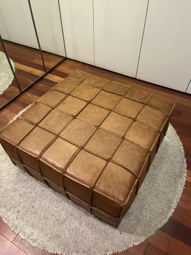 Puff couro natural quadrado 85x85x40
