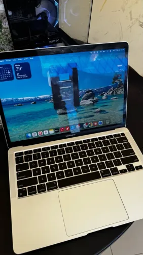 MacBook Air M1 2020 - 8GB RAM - SSD 256GB - 249 ciclos