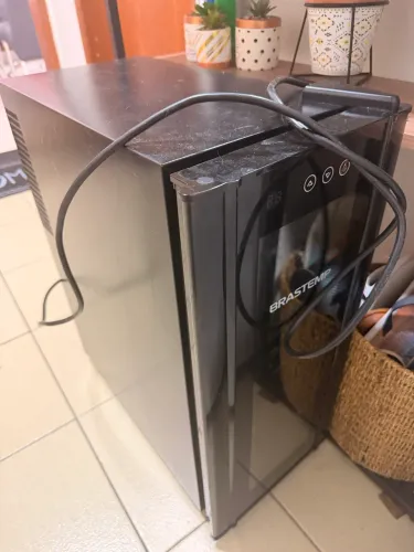 Adega brastemp 12 garrafas