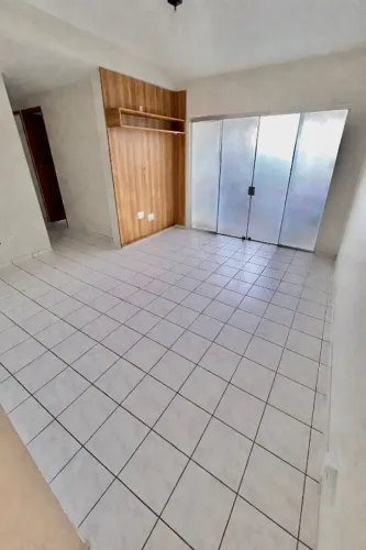Apartamento à Venda no Condomínio Passárgada