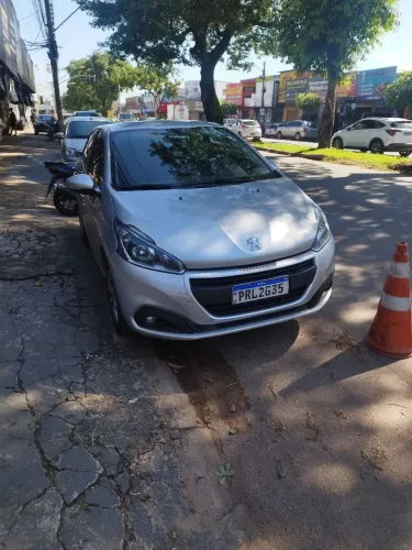 Peugeot 208 Active 1.2 Flex 12V 5P Mec. 2018