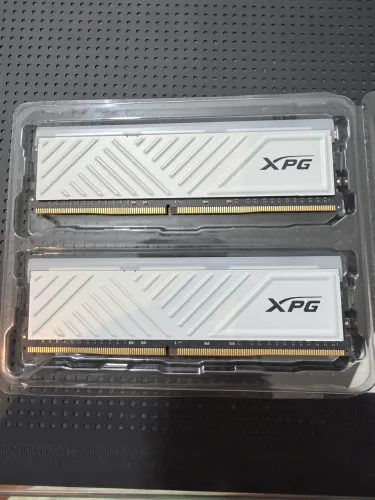 Memória DDR4 32gb 3200mhz XPG RGB