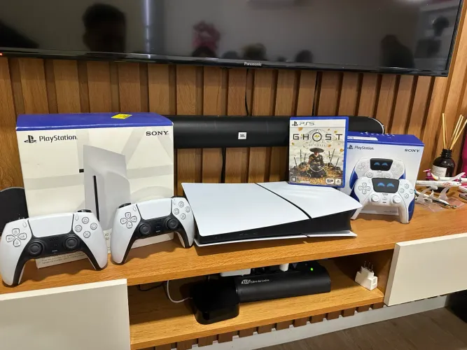 PlayStation 5 Slim + Opcionais Vendo ou Troco