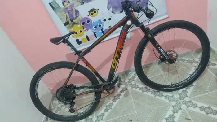 MTB GTS M1 Aro 29 Tam 19 SLX Cubo Lotus