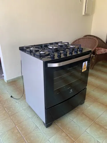 FOGÃO ELECTROLUX 5 BOCAS COM FORNO