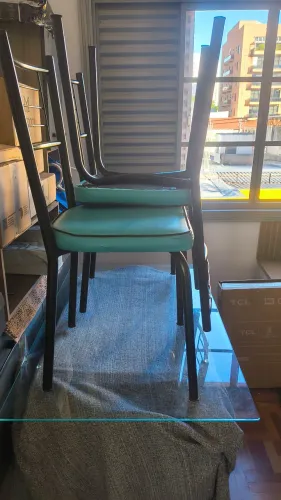Mesa de Vidro 3 cadeiras