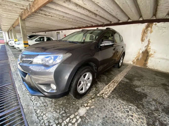 Toyota RAV4 2.0 4X2 16V Aut. 2013