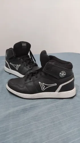 Tênis bota cano alto Alks academia basquete original 