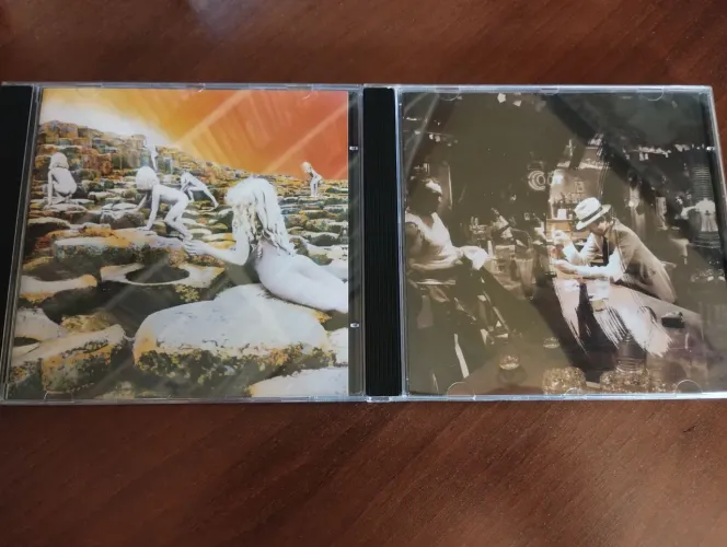 CDs Led Zeppelin - Houses Of The Holy - In Through the Out Door - 2 CDs Page Plant