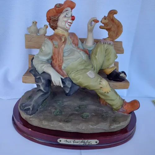 Escultura antiga "Palhaço Monti Piero Alabastro - 19 cm - (com Detalhes)
