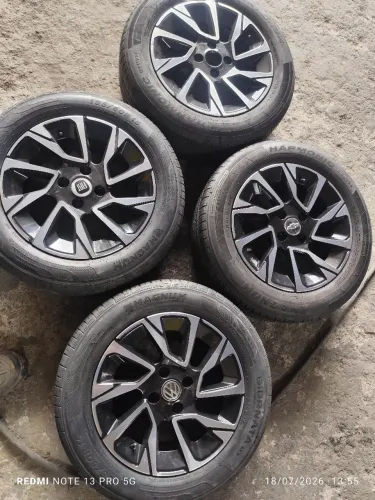VENDO RODAS 15 NOVAS COM PNEUS SEMI NOVOS 195/60/15