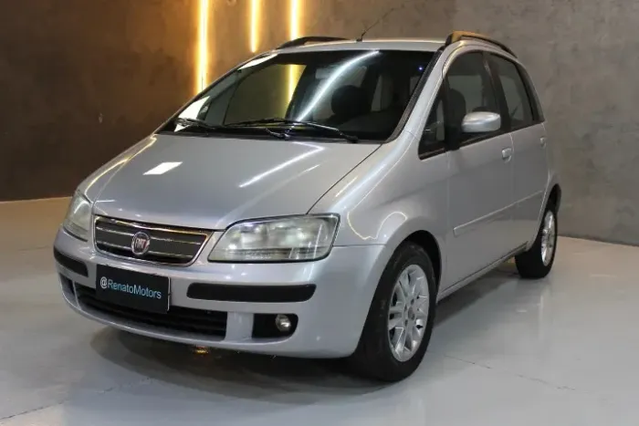 Fiat Idea ELX 1.4 MPI Fire Flex 8V 5P 2010