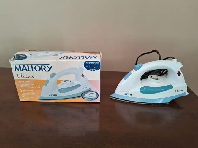 Ferro de passar roupa Mallory