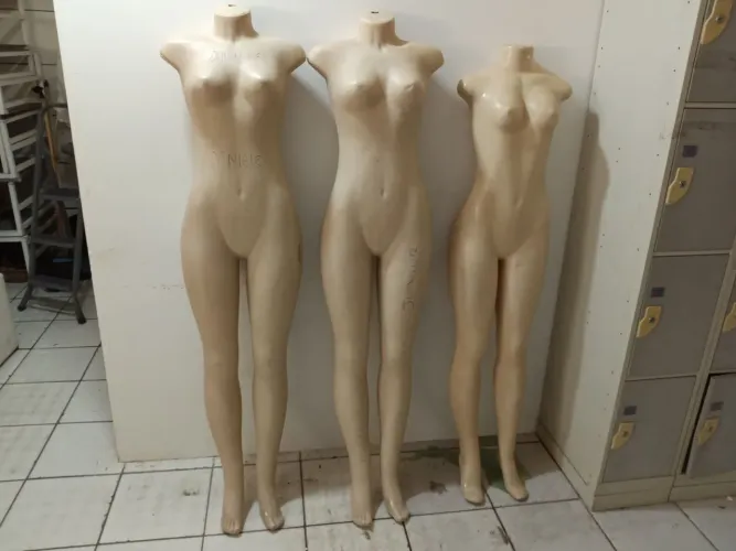 Manequim expositor feminino 