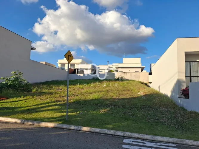 Terreno à venda no Condomínio Mont Blanc com 250m²