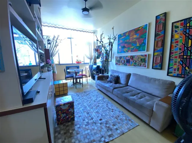 Apartamento Exclusivo em Botafogo: 3 Quartos, Suíte e Vista Livre!