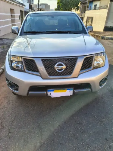 Nissan Frontier SV Attack CD 4X2 2.5 TB Diesel 2014
