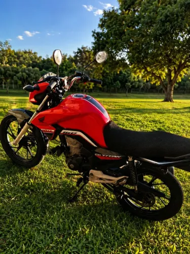 Titan 160