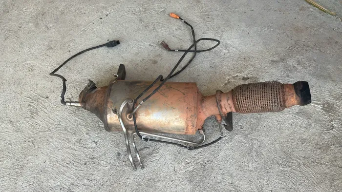 Filtro (DPF) / Catalisador Completo com 2 Sensores e Sonda Lambda - VW Amarok 2.0 (2013)