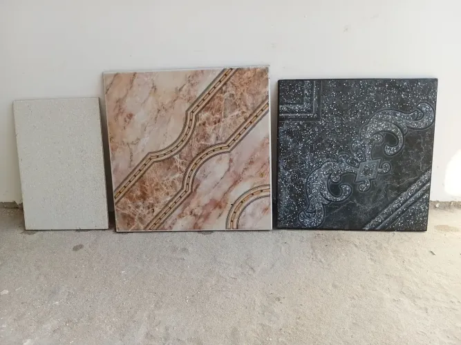 Vendo cerâmicas preta,marrom e branco 