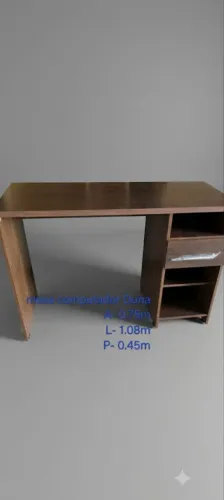 Mesa pra computado e escritório 