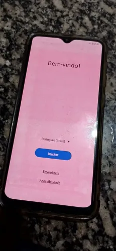 Celular A20 em ótimo estado