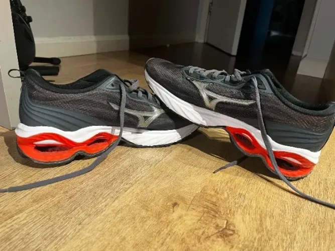 Tênis Mizuno Wave Frontier 14 Número 43