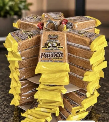 Paçoca caseira no espeto