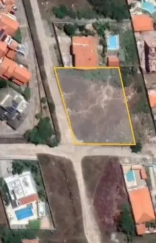 VENDO TERRENO DE ESQUINA NO ICARAÍ EM CAUCAIA COM 1.280M2