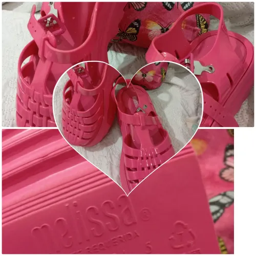 Vendo sandália melissa original
