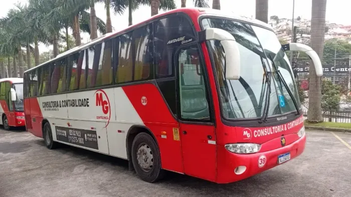 ÔNIBUS VW / MARCOPOLO ANDARE R - ANO/MODELO 2002/2002 - 1.028.200 KM