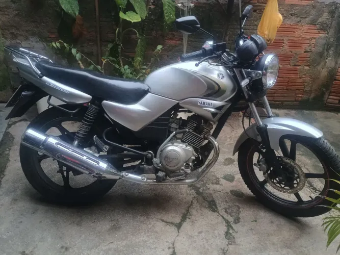Ótima moto para fazer entrega muito econômico 