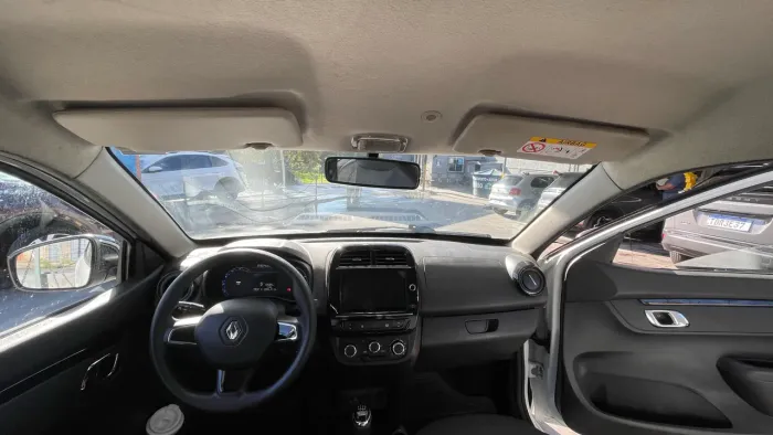 Renault Kwid Intense 1.0 Flex 12V 5P Mec. 2023