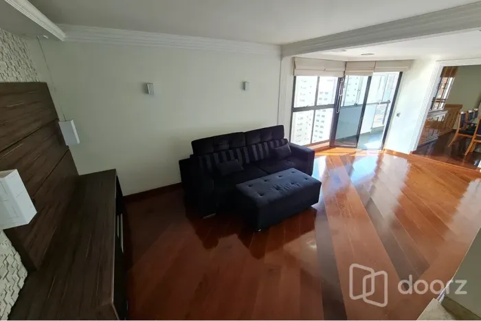Imóvel na Apiacás com 5 dormitórios e 155m²