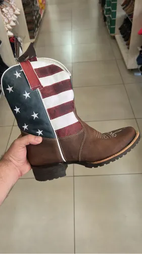 Bota 40 usada uma vez