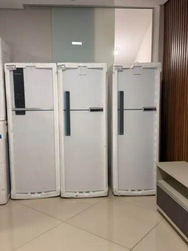Geladeira Brastemp 375 litros novas