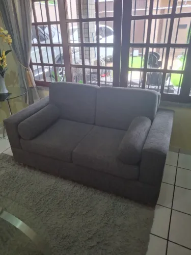 Sofá 2 lugares