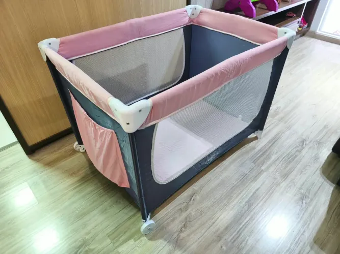 Berço infantil portátil
