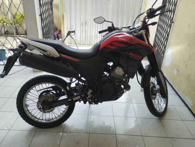 XTZ 250 LANDER ?Sua melhor oportunidade chegou !! 