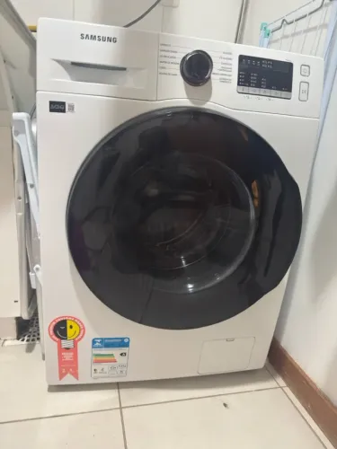 Máquina de lavar roupa Samsung